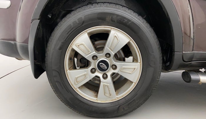 2013 Mahindra XUV500 W8, Diesel, Manual, 78,367 km, Right Rear Wheel
