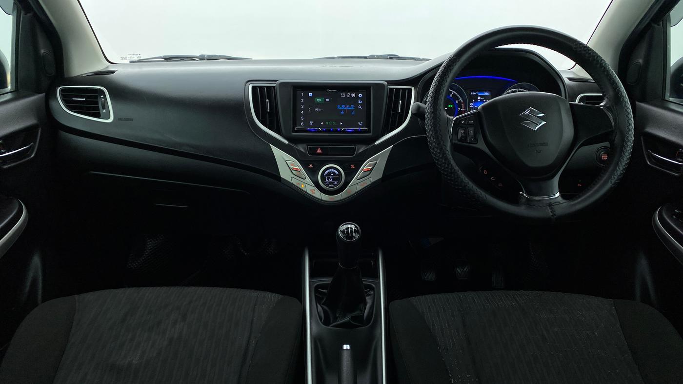 2017 Maruti Baleno ZETA 1.2 K12, Petrol, Manual, 76,008 km, Dashboard