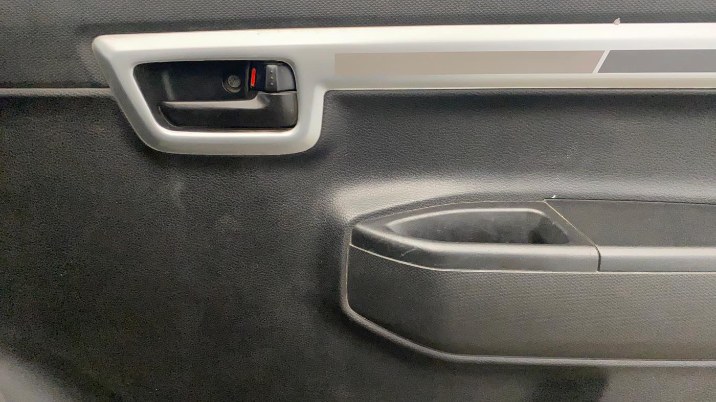 2020 Maruti S PRESSO VXI CNG, CNG, Manual, 70,424 km, Driver Side Door Panels Control
