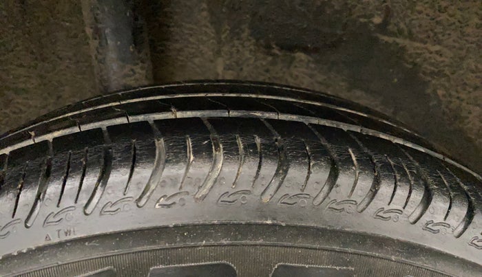 2020 Maruti S PRESSO VXI CNG, CNG, Manual, 70,424 km, Right Rear Tyre Tread