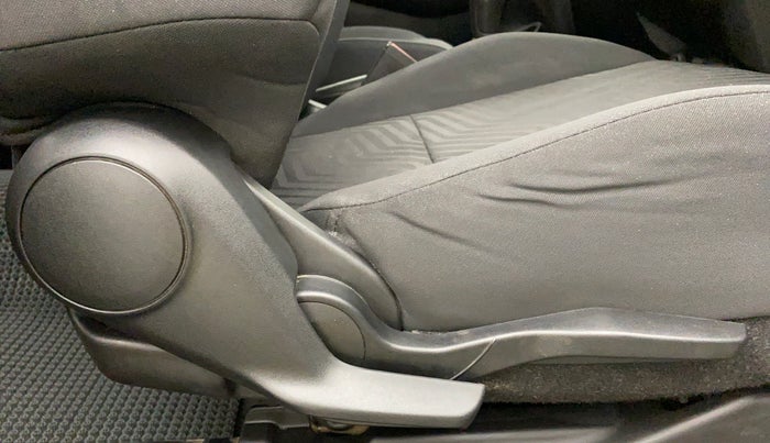 2019 Maruti Swift VXI D, Petrol, Manual, 59,955 km, Driver Side Adjustment Panel