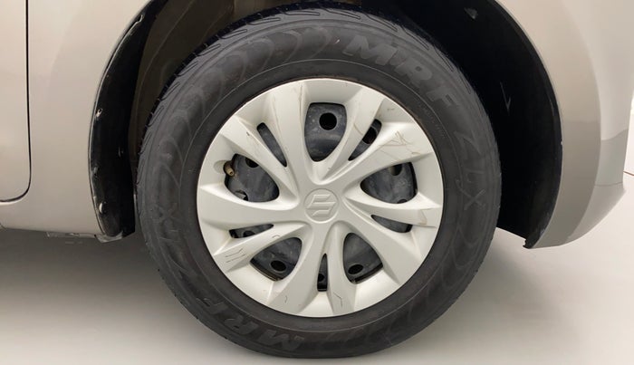 2019 Maruti Swift VXI D, Petrol, Manual, 59,955 km, Right Front Wheel