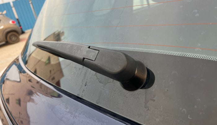 2022 Maruti Grand Vitara ALPHA SMART HYBRID AT, Petrol, Automatic, 34,745 km, Rear Wiper