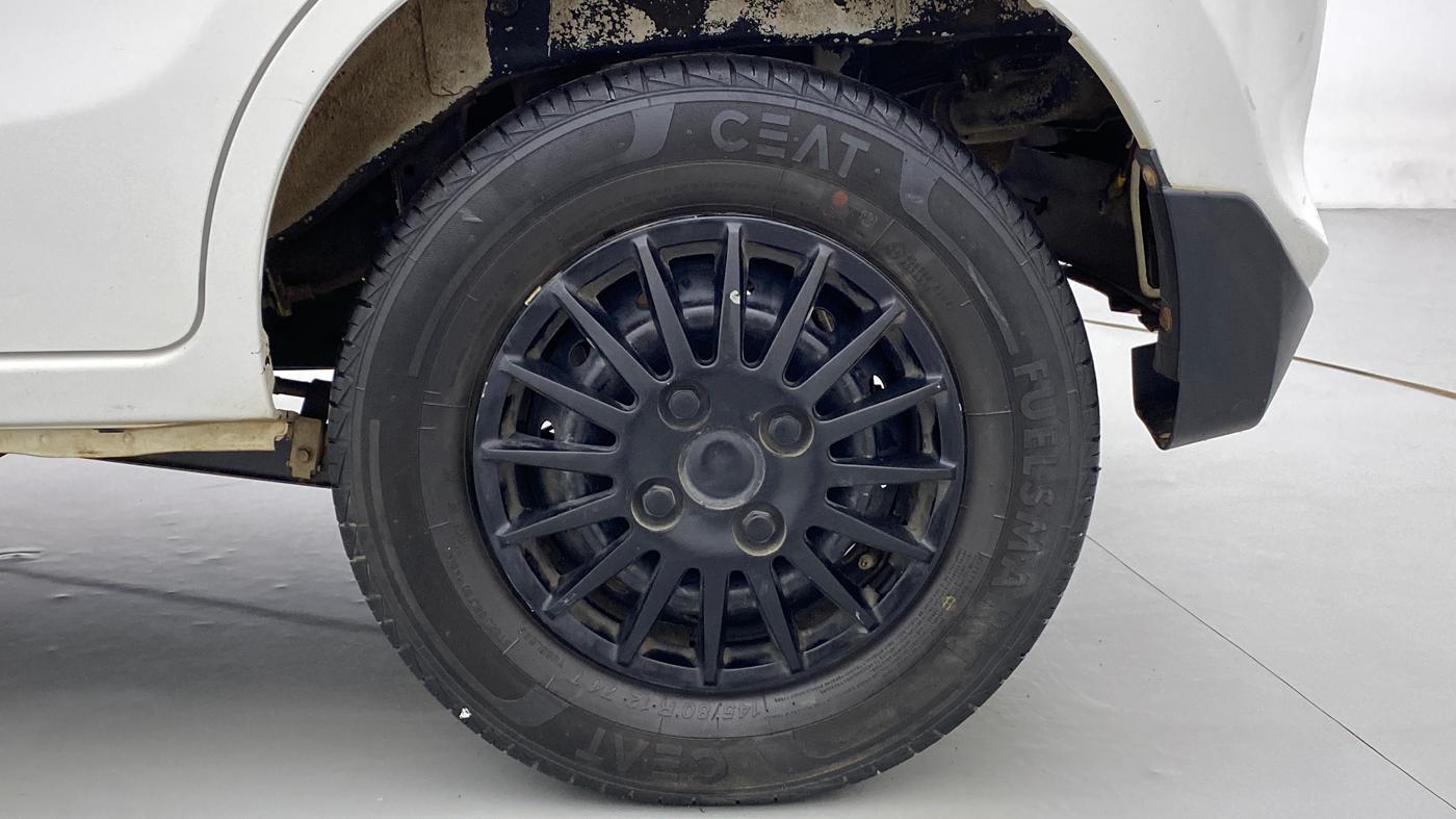 2020 Maruti Alto LXI, Petrol, Manual, 29,981 km, Left Rear Wheel