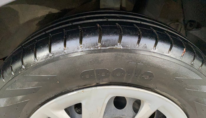 2017 Hyundai Grand i10 MAGNA 1.2 KAPPA VTVT, Petrol, Manual, 82,647 km, Left Rear Tyre Tread