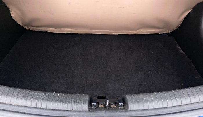 2019 Hyundai Grand i10 SPORTZ 1.2 KAPPA VTVT, Petrol, Manual, 60,190 km, Boot Inside