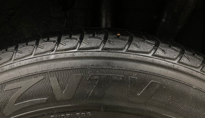 2022 Hyundai GRAND I10 NIOS SPORTZ 1.2 KAPPA VTVT, Petrol, Manual, 44,038 km, Left Rear Tyre Tread