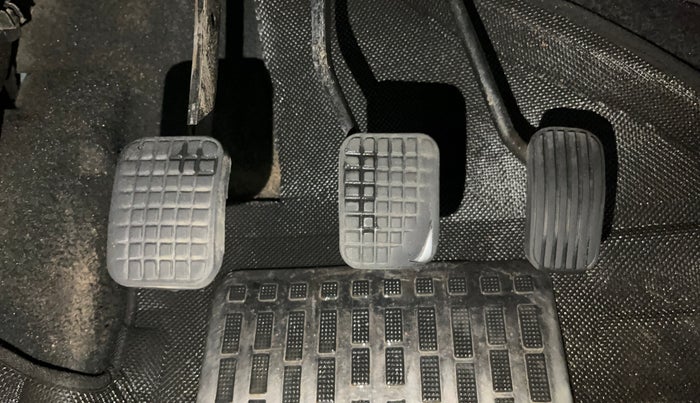 2016 Tata Tiago XE PETROL, Petrol, Manual, 48,084 km, Pedals