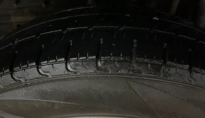 2016 Tata Tiago XE PETROL, Petrol, Manual, 48,084 km, Left Rear Tyre Tread