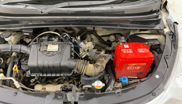 2013 Hyundai i10 MAGNA 1.1, CNG, Manual, 77,830 km, Engine View - Left