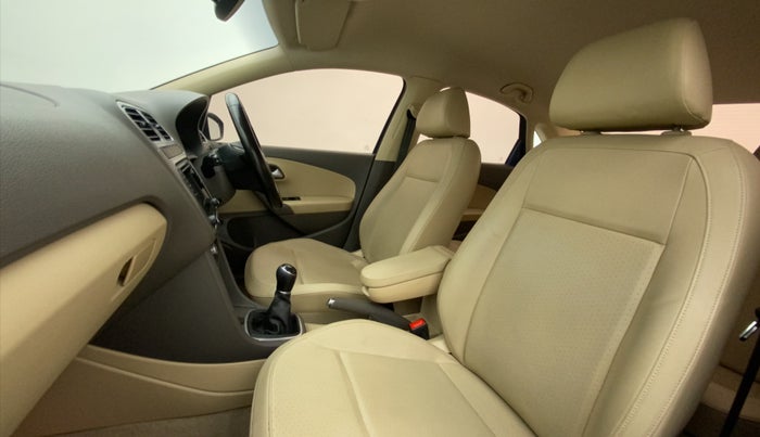 2017 Volkswagen Vento HIGHLINE DIESEL 1.5, Diesel, Manual, 66,213 km, Right Side Front Door Cabin