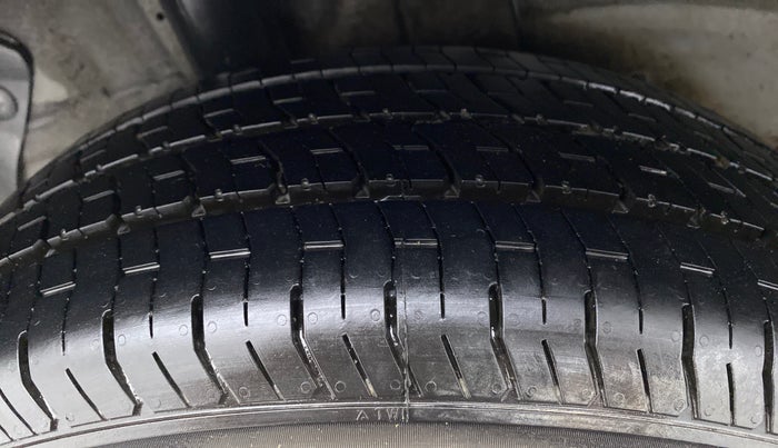 2016 Hyundai Elite i20 SPORTZ 1.2, Petrol, Manual, 70,313 km, Right Rear Tyre Tread