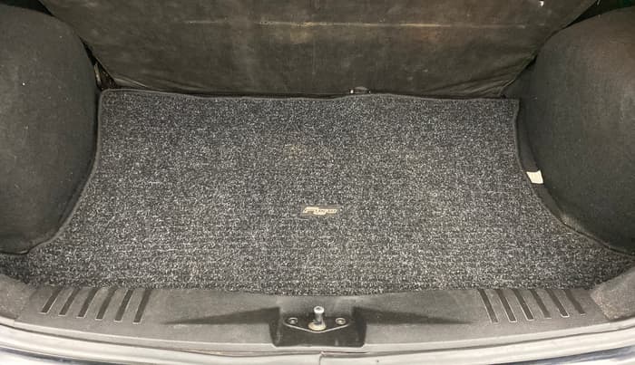 2012 Ford Figo 1.4 TITANIUM DURATORQ, Diesel, Manual, 97,714 km, Boot Inside