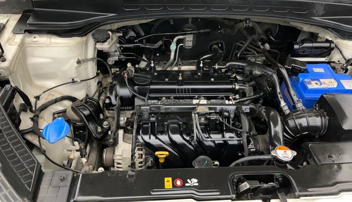 2016 Hyundai Creta SX PLUS 1.6 PETROL SPECIAL EDITION, Petrol, Manual, 60,897 km, Engine View - Right