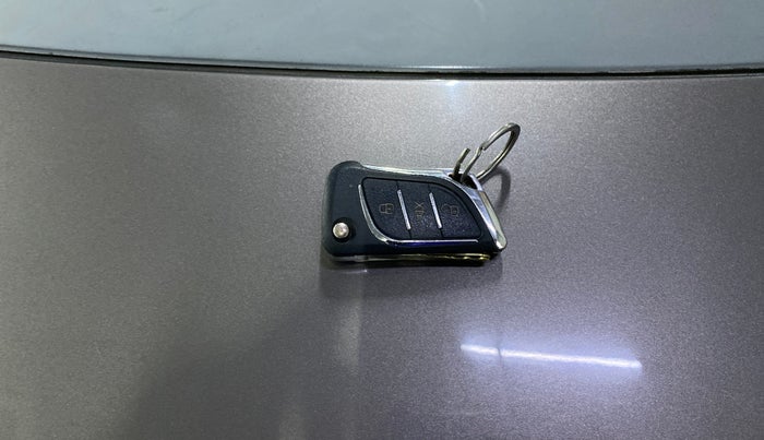 2015 Honda Jazz 1.2L I-VTEC SV, Petrol, Manual, 88,595 km, Key Close Up