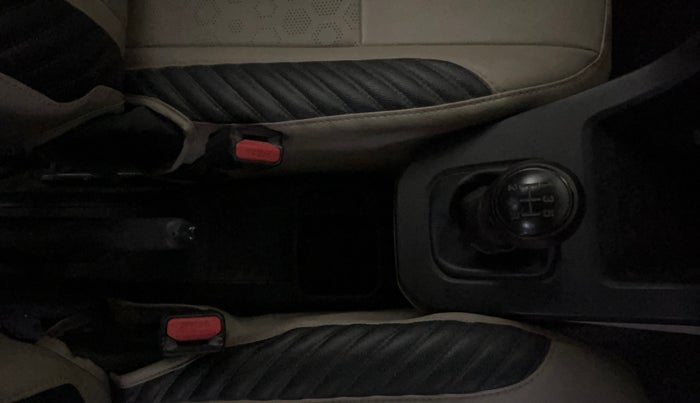 2019 Maruti New Wagon-R LXI CNG (O) 1.0, CNG, Manual, 28,122 km, Gear Lever