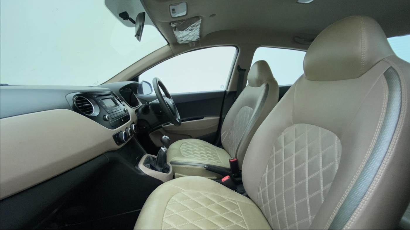 2014 Hyundai Xcent S 1.2, Petrol, Manual, 80,231 km, Right Side Front Door Cabin