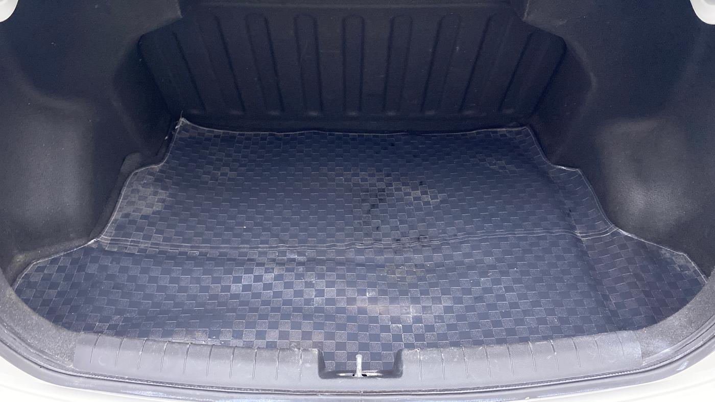 2014 Hyundai Xcent S 1.2, Petrol, Manual, 80,231 km, Boot Inside