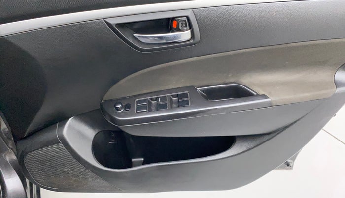 2015 Maruti Swift VXI, Petrol, Manual, 61,653 km, Driver Side Door Panels Control