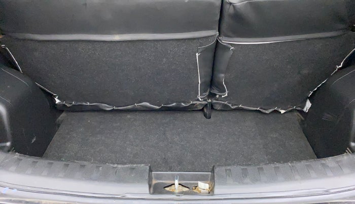 2015 Maruti Swift VXI, Petrol, Manual, 61,653 km, Boot Inside