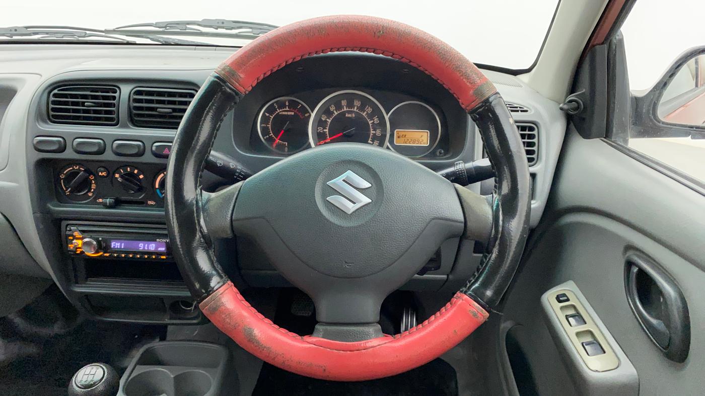 2014 Maruti Alto K10 VXI, Petrol, Manual, 1,22,892 km, Steering Wheel Close Up