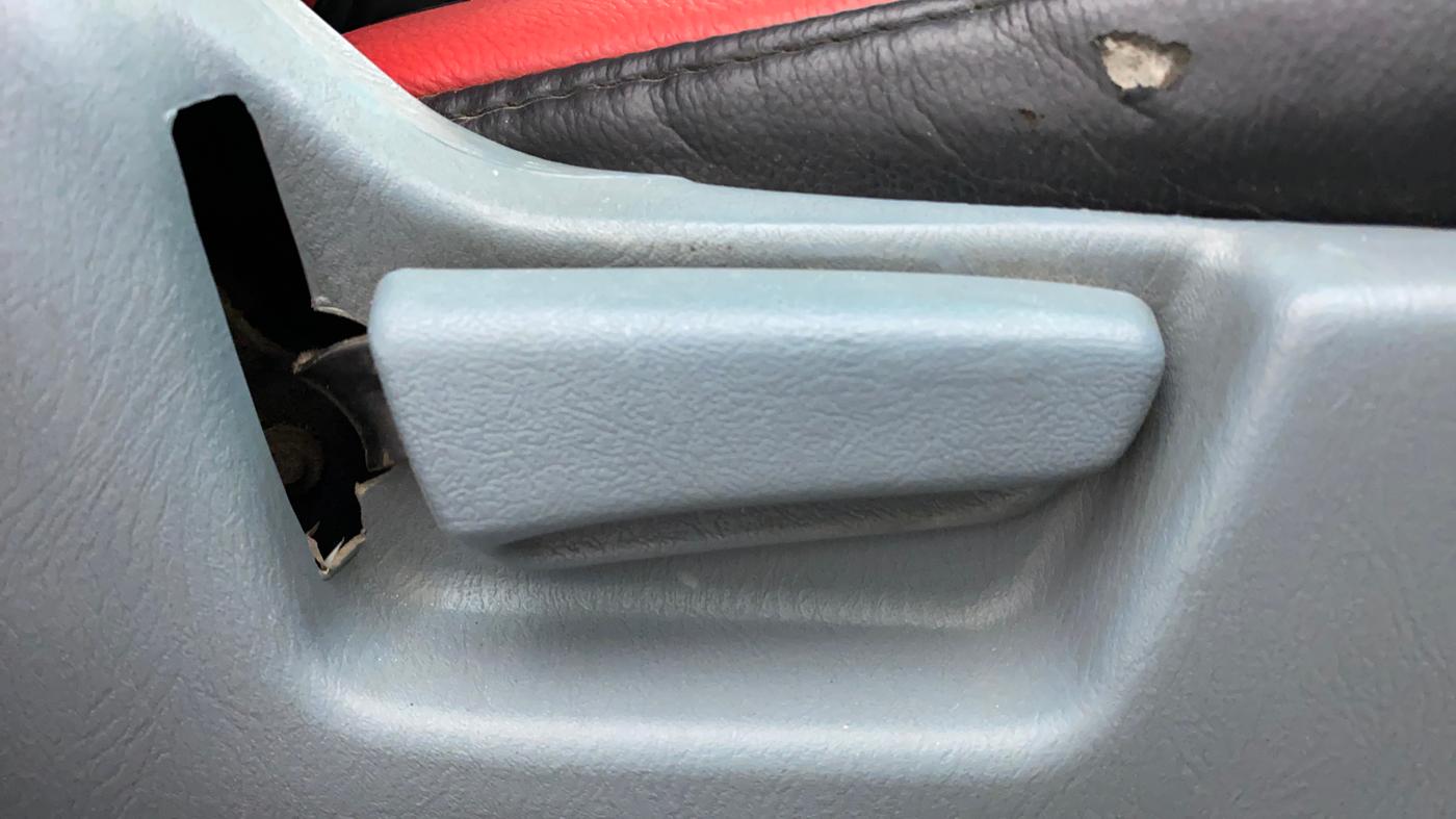 2014 Maruti Alto K10 VXI, Petrol, Manual, 1,22,892 km, Driver Side Adjustment Panel
