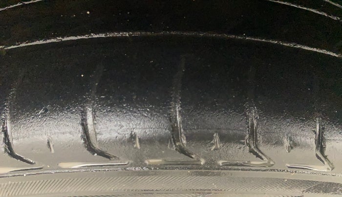 2017 Honda Brio VX AT, Petrol, Automatic, 84,842 km, Left Front Tyre Tread