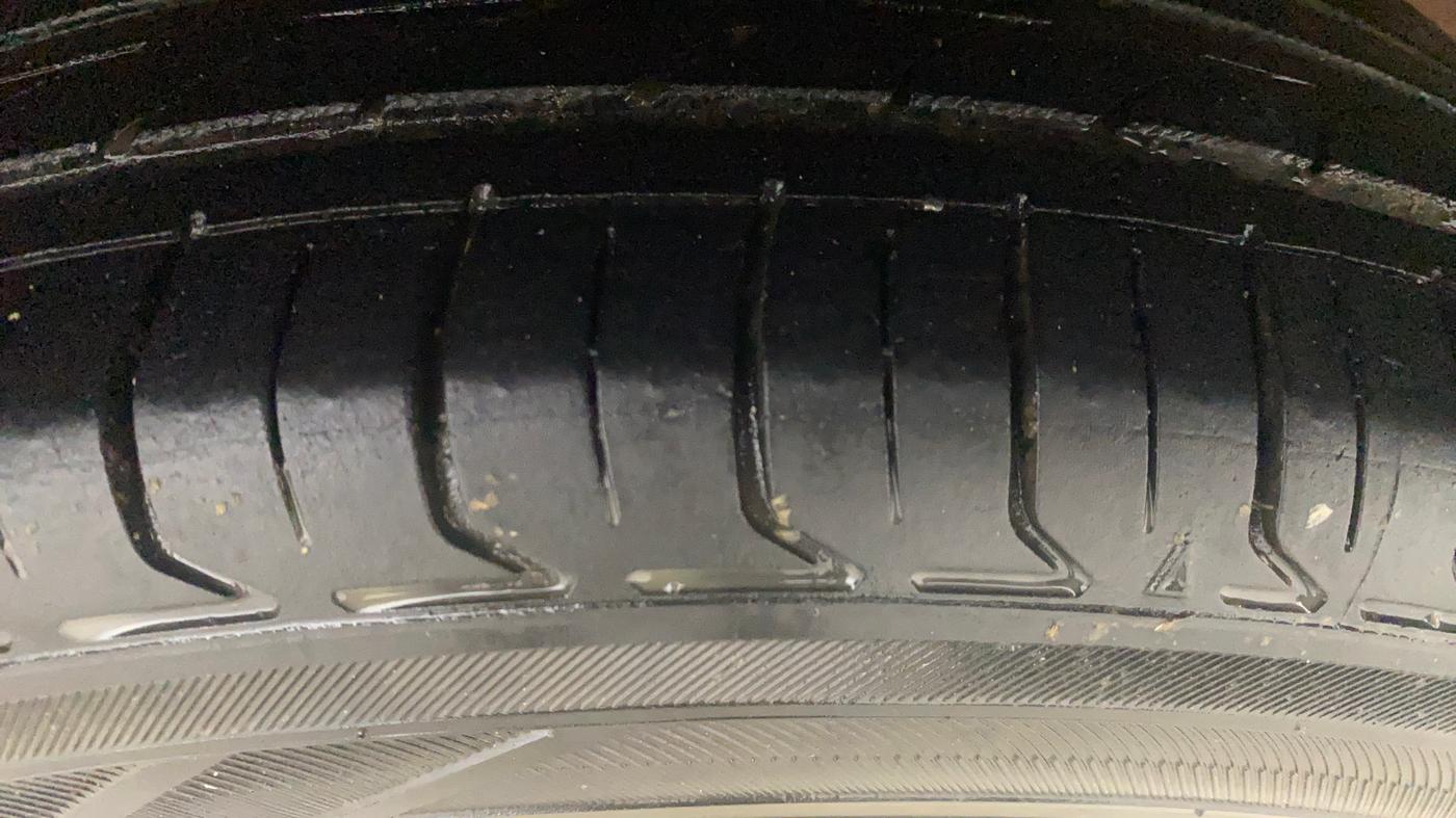 2017 Honda Brio VX AT, Petrol, Automatic, 84,842 km, Left Rear Tyre Tread