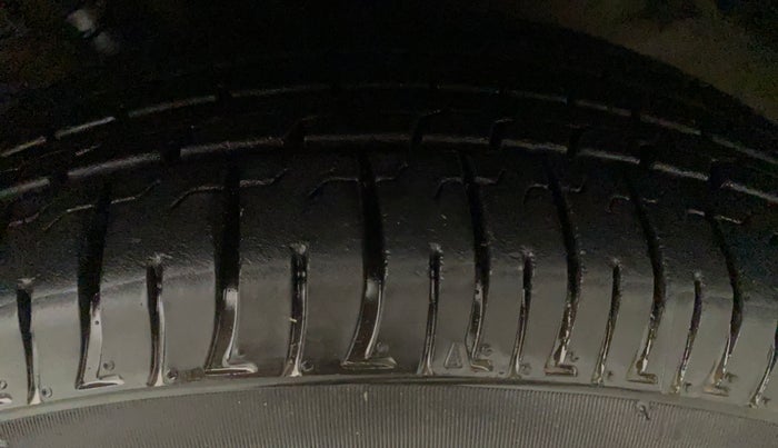 2016 Hyundai Creta S 1.6 PETROL, Petrol, Manual, 92,165 km, Left Rear Tyre Tread