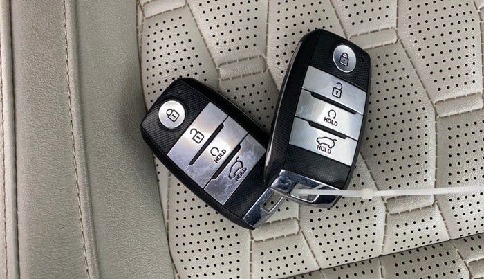 2020 KIA SELTOS HTX IVT 1.5 PETROL, Petrol, Automatic, 81,975 km, Key Close Up