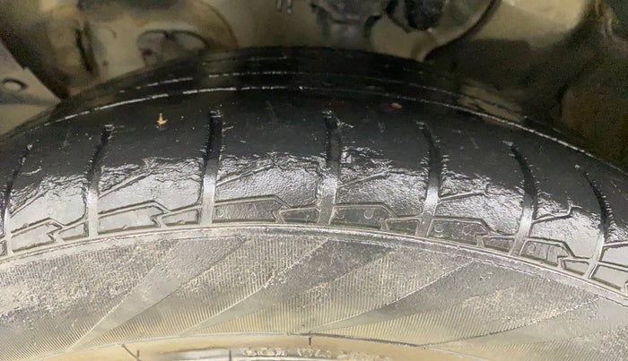 2020 KIA SELTOS HTX IVT 1.5 PETROL, Petrol, Automatic, 81,975 km, Left Front Tyre Tread