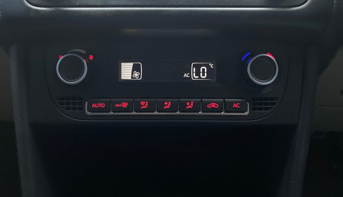 2013 Volkswagen Polo HIGHLINE1.2L, Petrol, Manual, 75,133 km, Automatic Climate Control