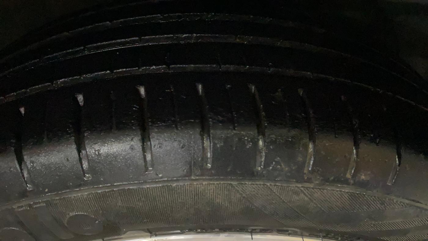 2021 Maruti Baleno ZETA PETROL 1.2, Petrol, Manual, 36,048 km, Right Front Tyre Tread