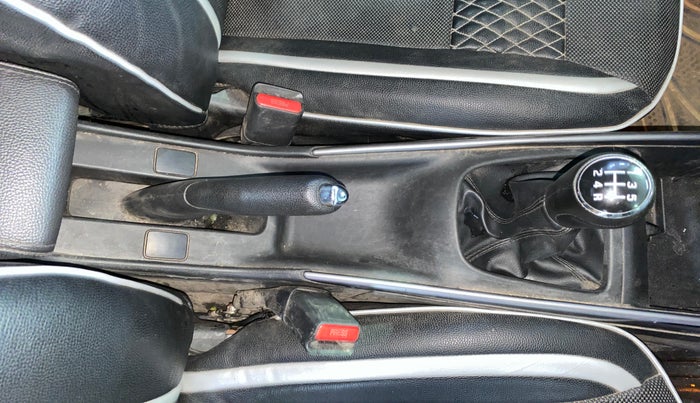 2021 Maruti Baleno ZETA PETROL 1.2, Petrol, Manual, 36,048 km, Gear Lever