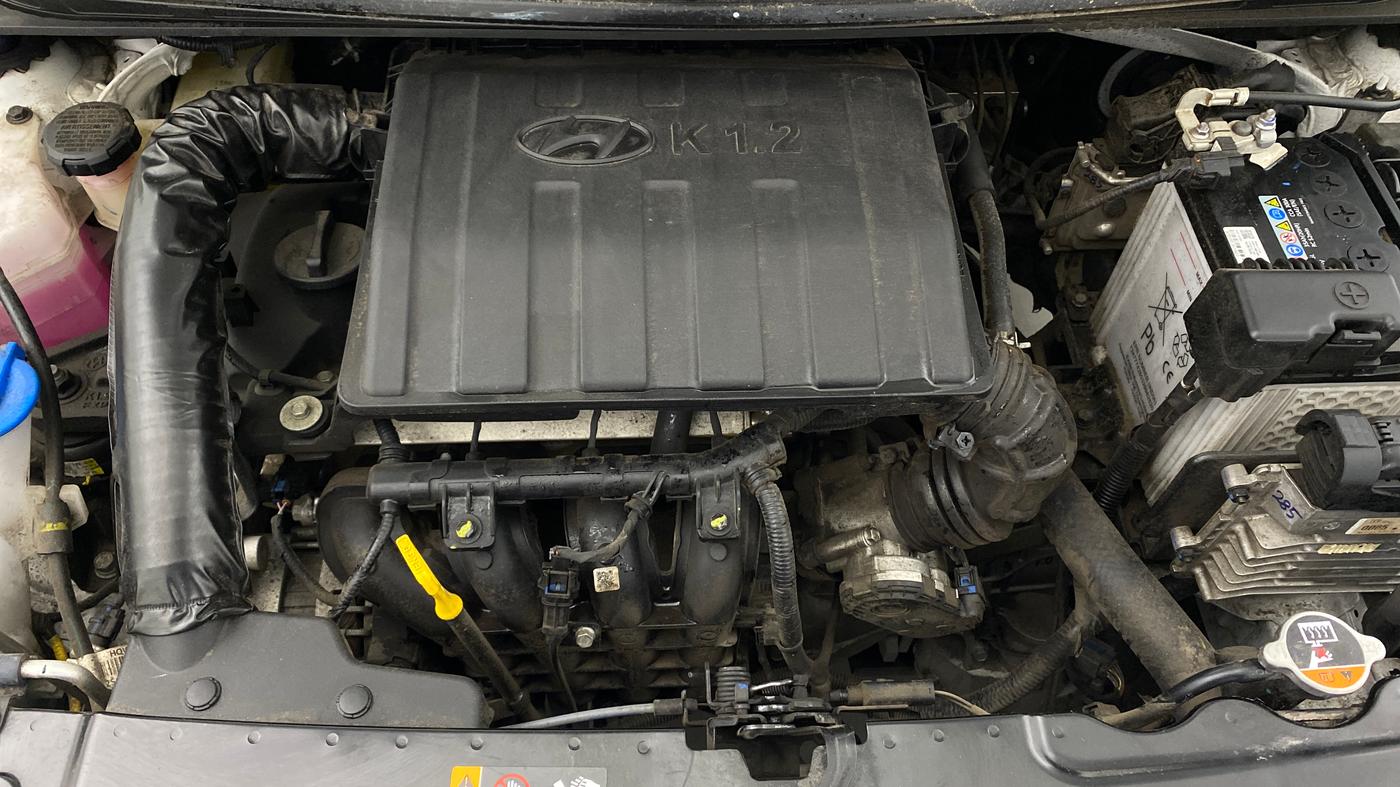2025 Hyundai GRAND I10 NIOS SPORTZ AMT 1.2 KAPPA VTVT, Petrol, Automatic, 8,510 km, Engine View