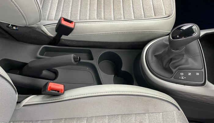2025 Hyundai GRAND I10 NIOS SPORTZ AMT 1.2 KAPPA VTVT, Petrol, Automatic, 8,510 km, Gear Lever