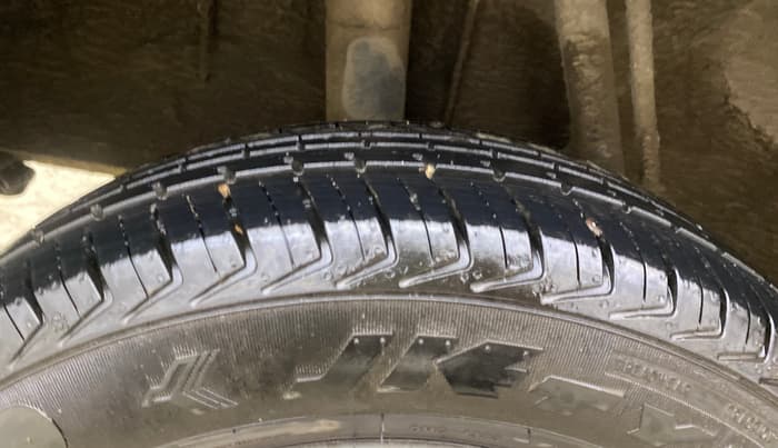 2016 Renault Kwid RXT 0.8, Petrol, Manual, 34,079 km, Right Rear Tyre Tread