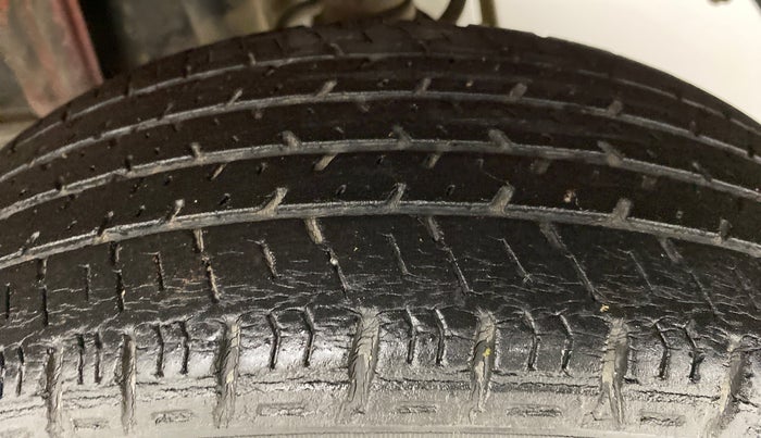 2013 Maruti Alto K10 VXI P, Petrol, Manual, 62,482 km, Left Rear Tyre Tread