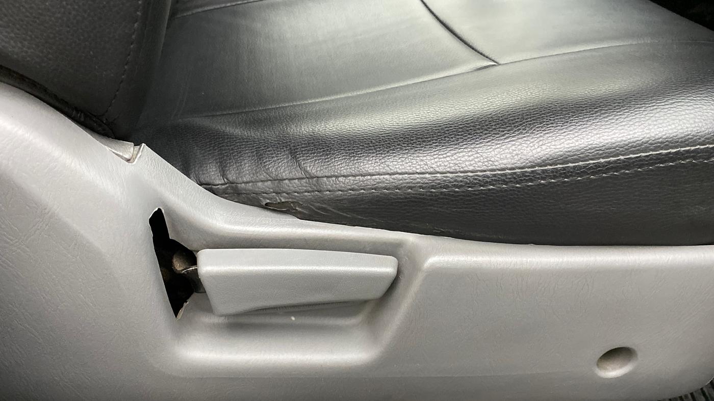 2013 Maruti Alto K10 VXI P, Petrol, Manual, 62,482 km, Driver Side Adjustment Panel
