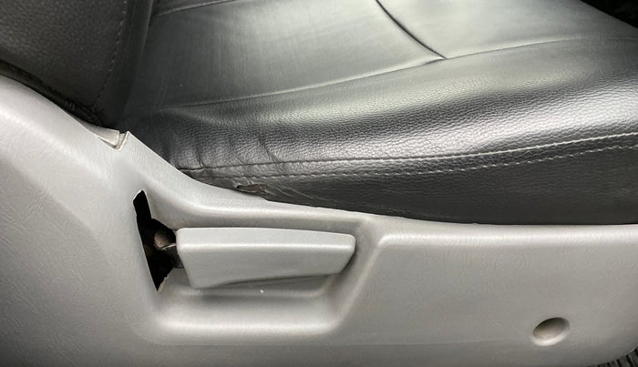 2013 Maruti Alto K10 VXI P, Petrol, Manual, 62,482 km, Driver Side Adjustment Panel