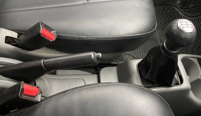 2013 Maruti Alto K10 VXI P, Petrol, Manual, 62,482 km, Gear Lever