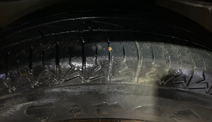 2018 Maruti Celerio X ZXI (O) AMT, Petrol, Automatic, 84,420 km, Left Front Tyre Tread