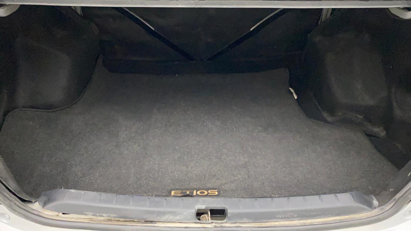 2014 Toyota Etios G, Petrol, Manual, 89,602 km, Boot Inside