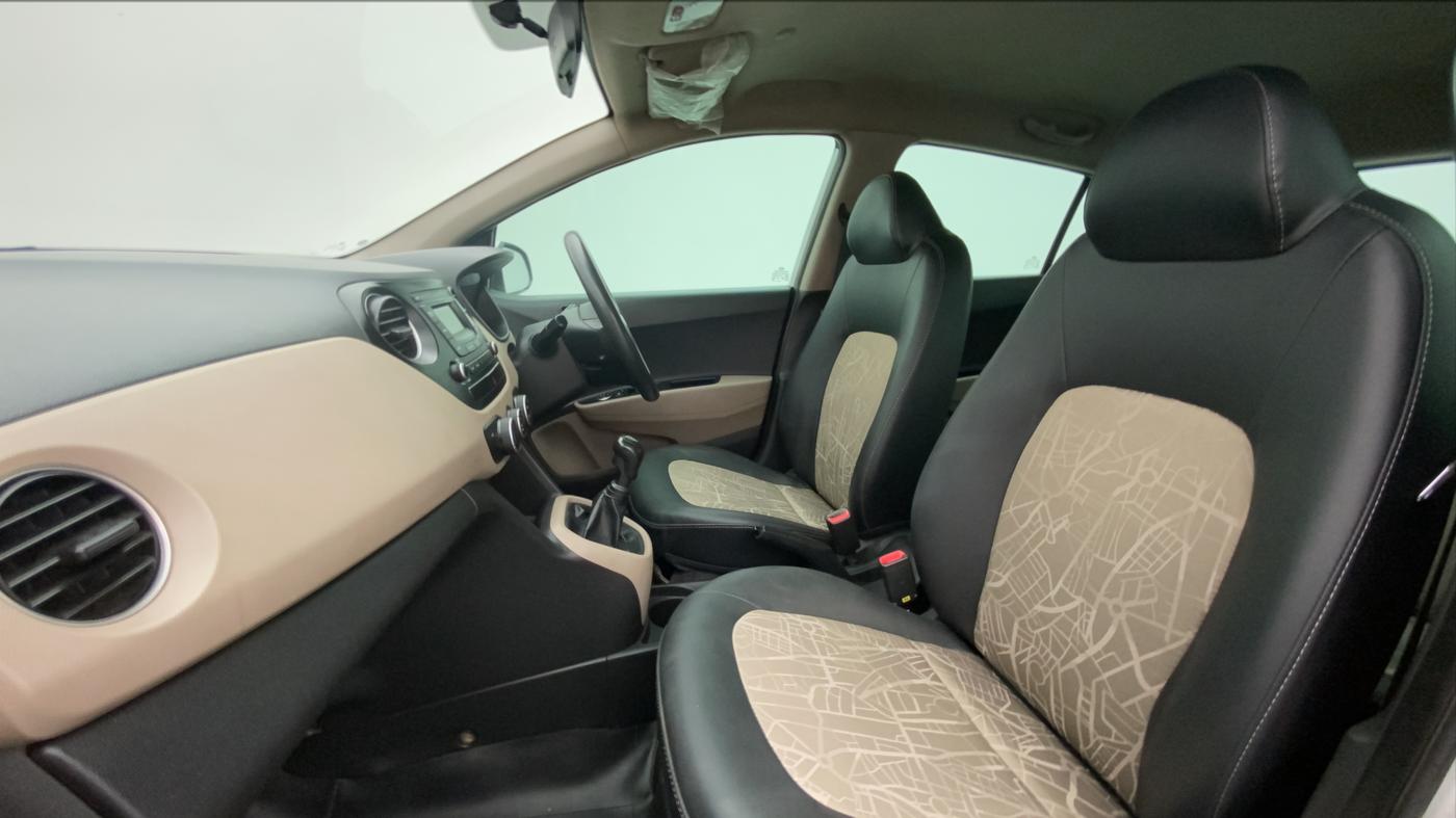 2018 Hyundai Grand i10 MAGNA U2 1.2 CRDI, Diesel, Manual, 42,950 km, Right Side Front Door Cabin