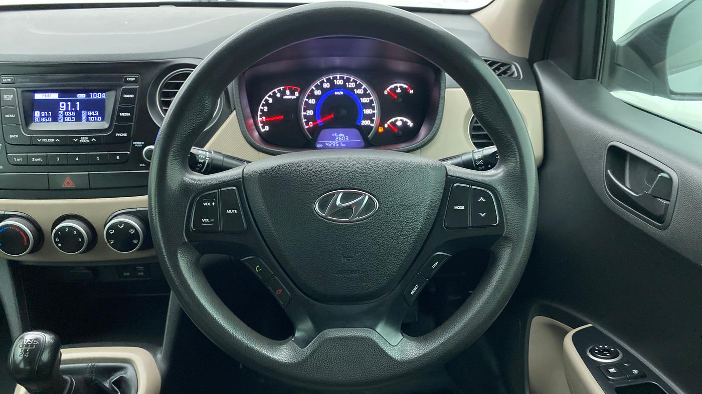 2018 Hyundai Grand i10 MAGNA U2 1.2 CRDI, Diesel, Manual, 42,950 km, Steering Wheel Close Up