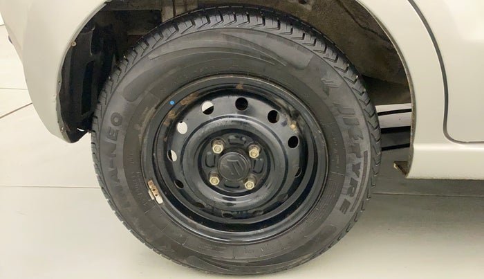 2010 Maruti A Star VXI, Petrol, Manual, 56,748 km, Right Rear Wheel