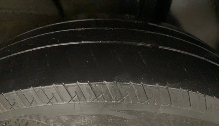 2023 Tata PUNCH PURE MT CNG, CNG, Manual, 38,033 km, Left Rear Tyre Tread