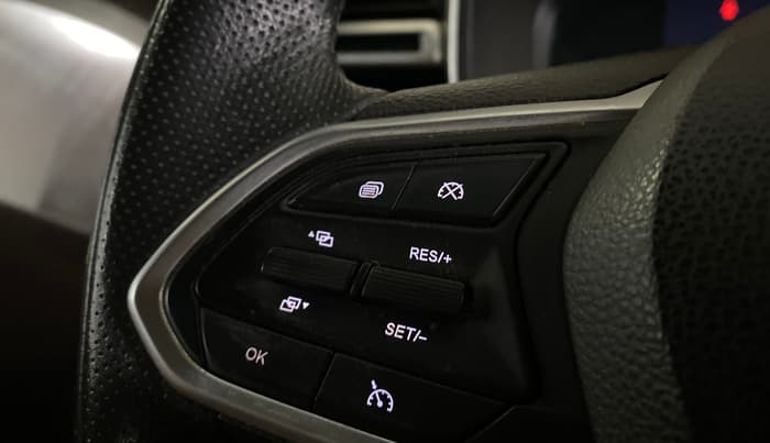 2023 MG HECTOR PLUS SHARP PRO 1.5 TURBO MT 7 STR, Petrol, Manual, 19,985 km, Adaptive Cruise Control