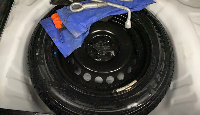 2017 Maruti Baleno DELTA PETROL 1.2, Petrol, Manual, 1,19,690 km, Spare Tyre