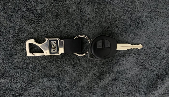 2013 Maruti Swift VXI, Petrol, Manual, 41,041 km, Key Close Up